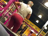 PHAT AFRICAN ASS AT THE GYM