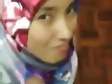 Malay-awek tudung cute hisap kote part 1